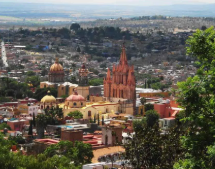 Denuncian irregularidades y millonaria deuda en municipio cruceño