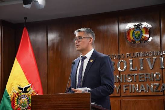 Bolivia impulsa una ley para atraer inversiones